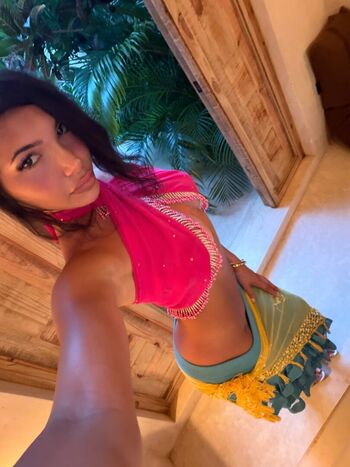 Full leaked Deemah private photo