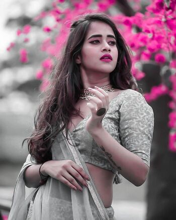 Full leaked Deepthi sunaina private photo