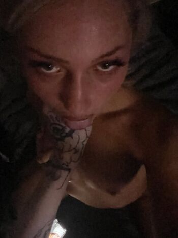 Full leaked Dekotababy private photo
