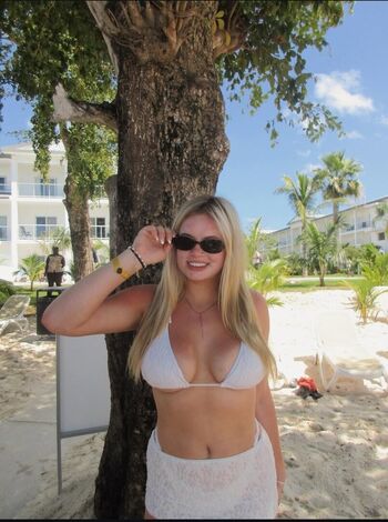 Full leaked Delaineysullivan private onlyfans photo