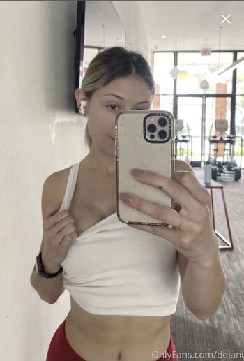 Full leaked Delaney lawrence private onlyfans photo
