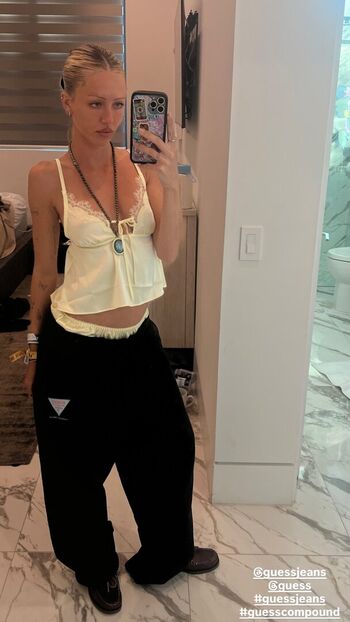 Full leaked Delilah belle hamlin page private onlyfans photo
