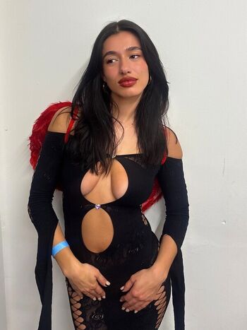 Full leaked Delilah saxena private photo