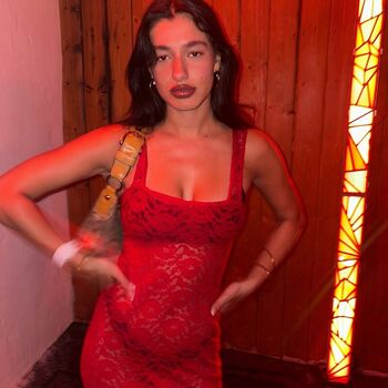 Full leaked Delilah saxena private photo