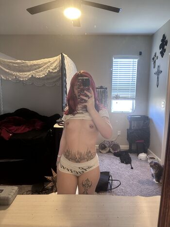 Full leaked Delusionalslvt private photo