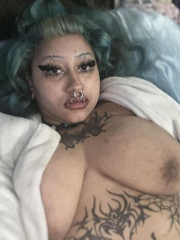 deluxxxeblu