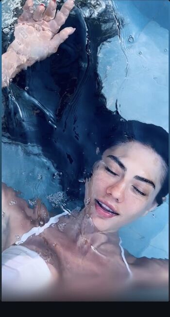 Full leaked Demet ozdemir private onlyfans photo