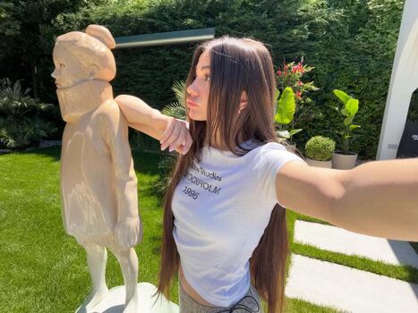 Full leaked Demet ozdemir private photo