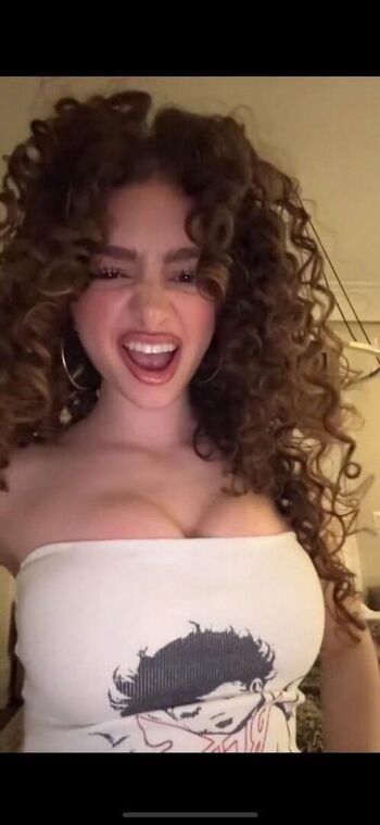 Full leaked Demi trakalogeras private photo