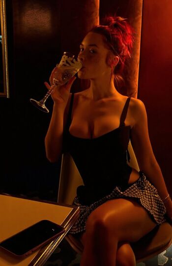 Full leaked Derya akarsu page private onlyfans photo