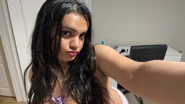 Full leaked Desiaurora private photo