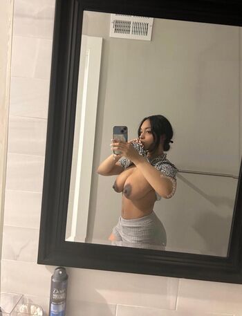 Full leaked Desireava private photo