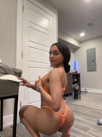 Full leaked Desireava private photo