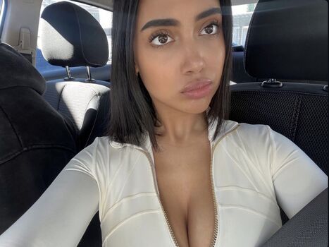 Full leaked Desss page private onlyfans photo