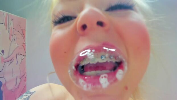 Full leaked Deva mari private onlyfans photo