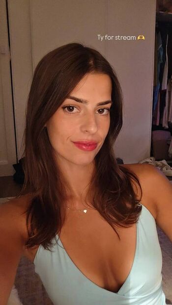 Full leaked Develique page private onlyfans photo