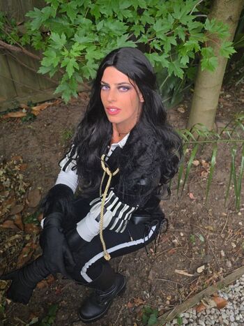 Full leaked Develique page private onlyfans photo