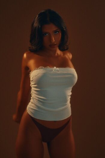 Full leaked Devi chai private photo