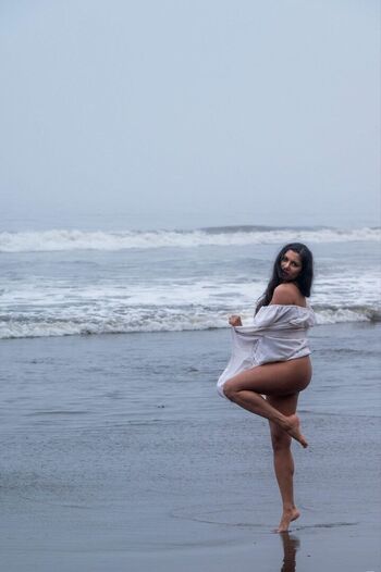 Full leaked Devi the model page private onlyfans photo