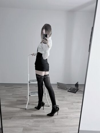 Full leaked Devibtch private onlyfans photo