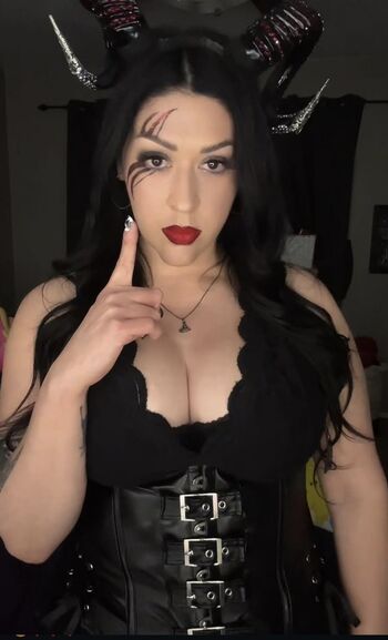 Full leaked Devilkissgigi private photo