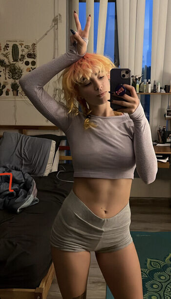 Full leaked Devin papadol private photo