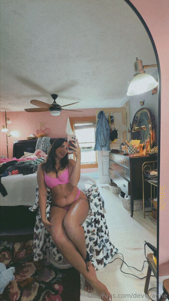 Full leaked Devvyanne private photo