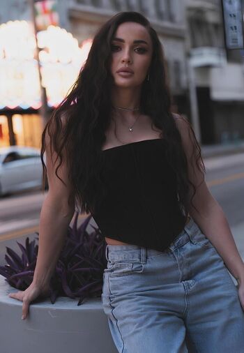 Full leaked Diana avsaragova page private onlyfans photo