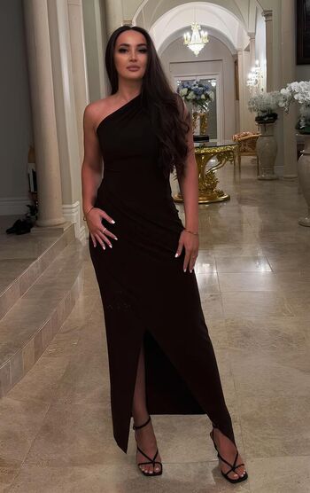 Full leaked Diana avsaragova page private onlyfans photo