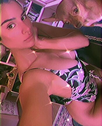 Full leaked Diane guerrero private photo