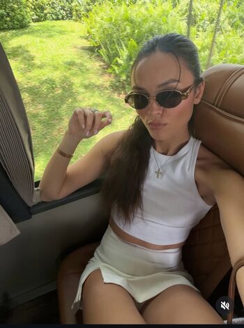 Full leaked Diane leyre page private photo