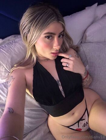 Full leaked Dianellyxx private photo
