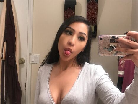 Full leaked Diemonds x private photo