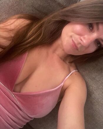 Full leaked Dillion carter private photo
