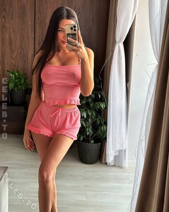 Full leaked Dilyara private onlyfans photo