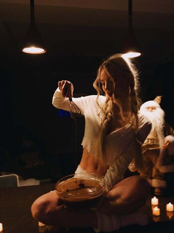 Full leaked Dinero private onlyfans photo