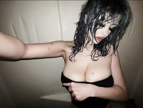 Full leaked Dipmeinacid private onlyfans photo