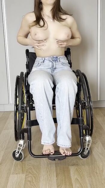 Full leaked Disabled girls page private onlyfans photo