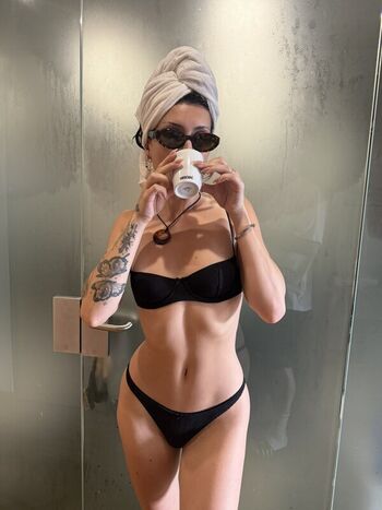 Full leaked Discolita page private photo