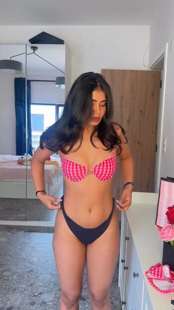 Full leaked Disha verma page private photo