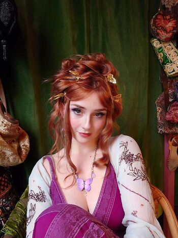 Full leaked Ditsy floral private onlyfans photo