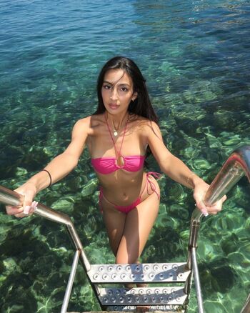 Full leaked Divina private photo