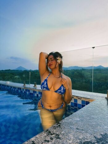 Full leaked Divya mistry private photo