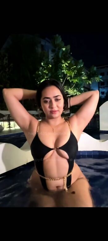 Full leaked Divya mistry private photo