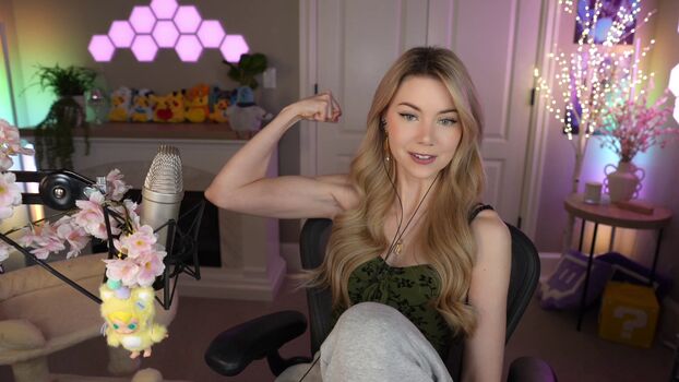 Full leaked Dizzykitten page private onlyfans photo