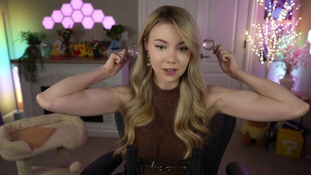 Full leaked Dizzykitten page private onlyfans photo