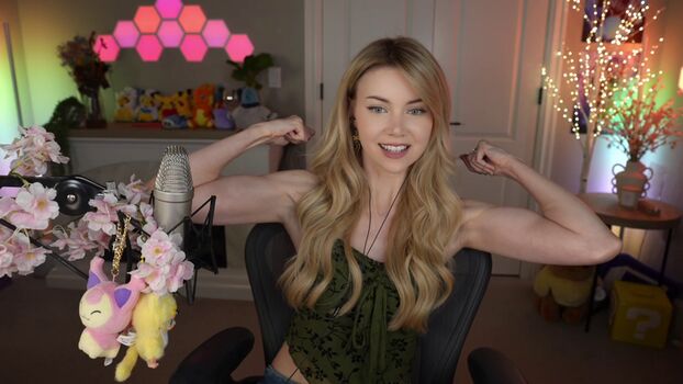 Full leaked Dizzykitten private photo