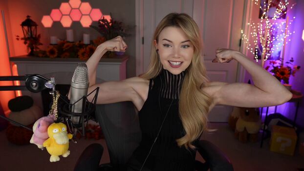 Full leaked Dizzykitten private photo