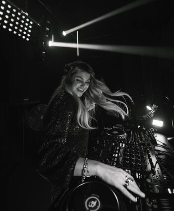 Full leaked Dj jeny preston page private photo