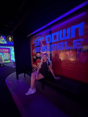 DJ Jeny Preston